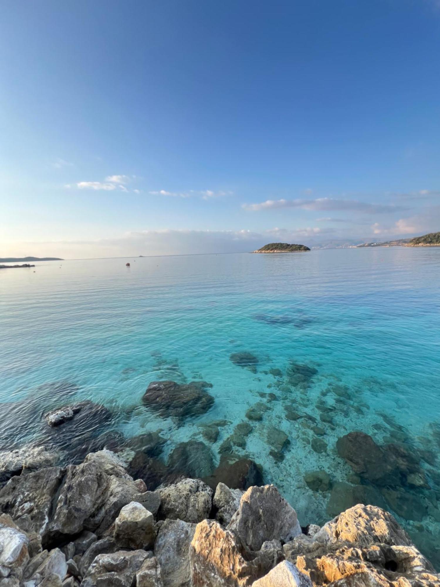Nik * Ksamil